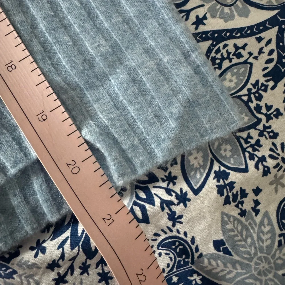 Free People Librarian Luna Cardigan Size M in Blue Knit Sweater Y2K - Picture 11 of 11
